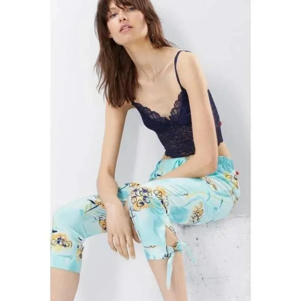 Josie Natori Blue Wanderlust Capri Pants‎